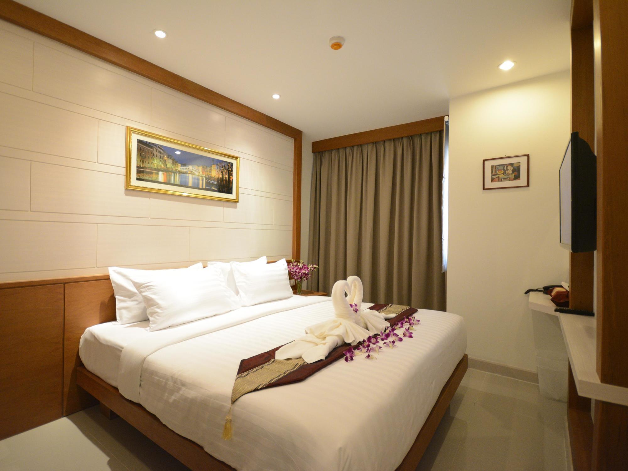 The Patong Center Hotel Eksteriør bilde