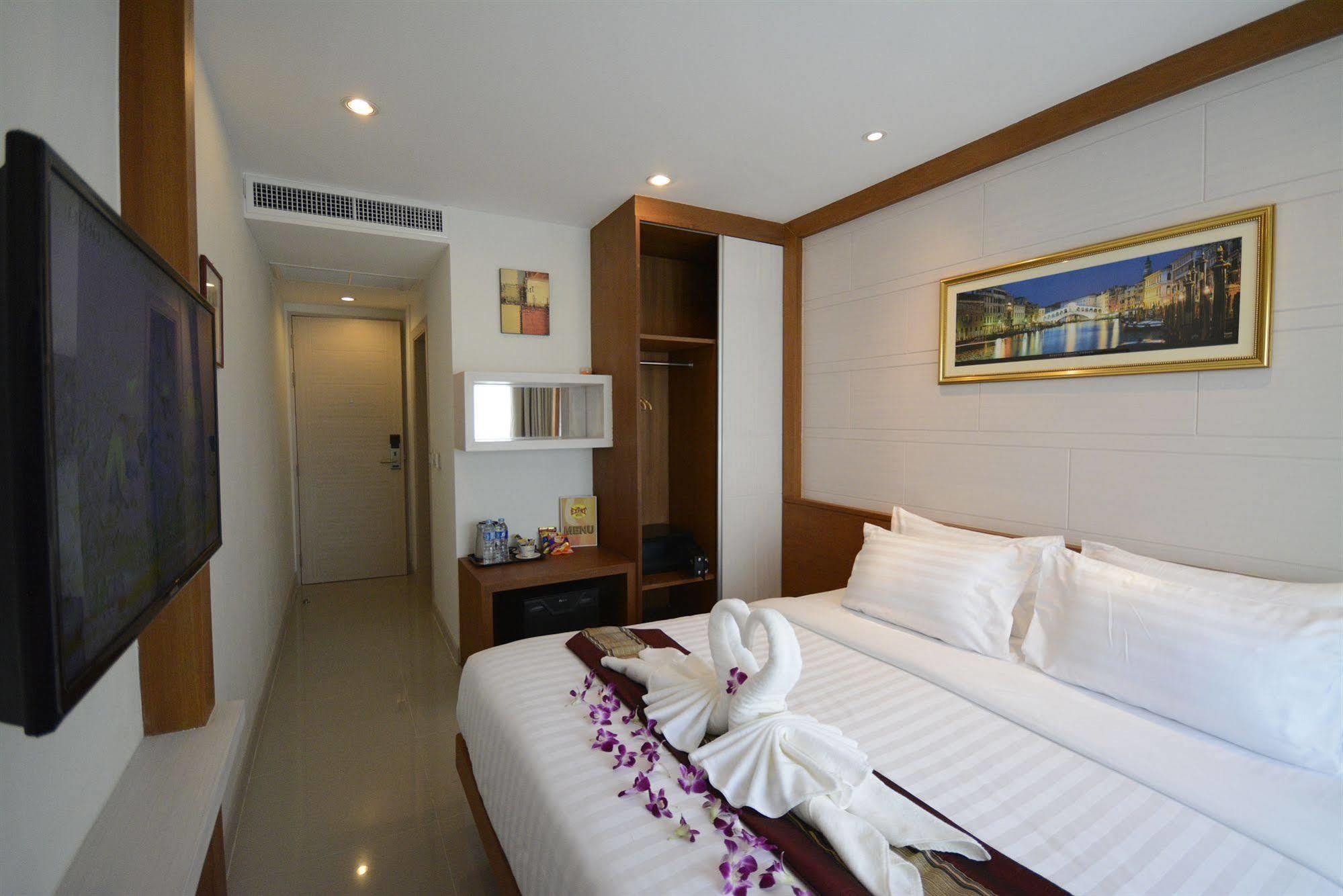 The Patong Center Hotel Eksteriør bilde
