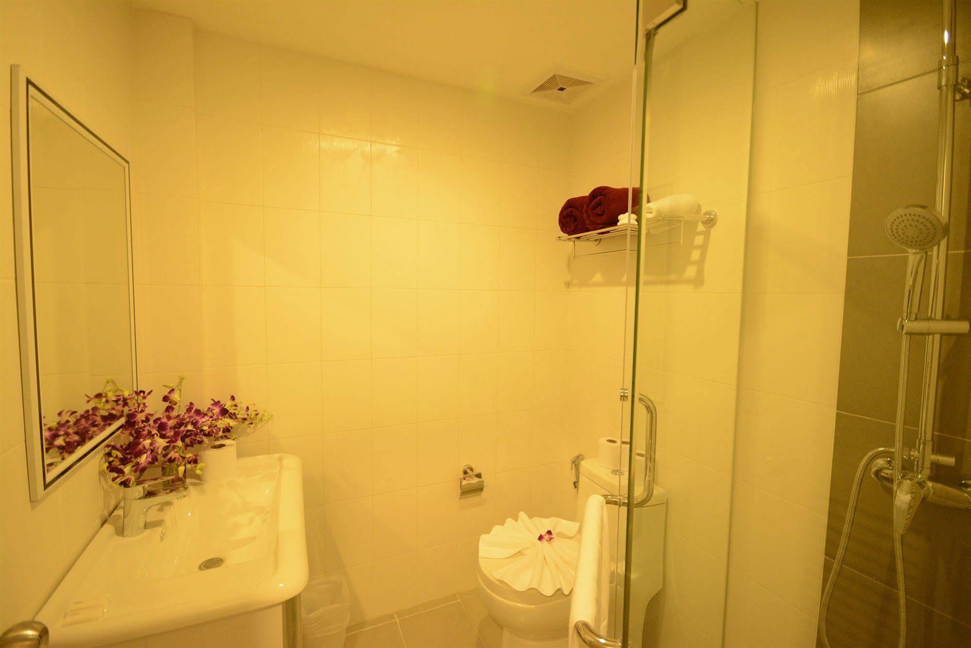 The Patong Center Hotel Eksteriør bilde