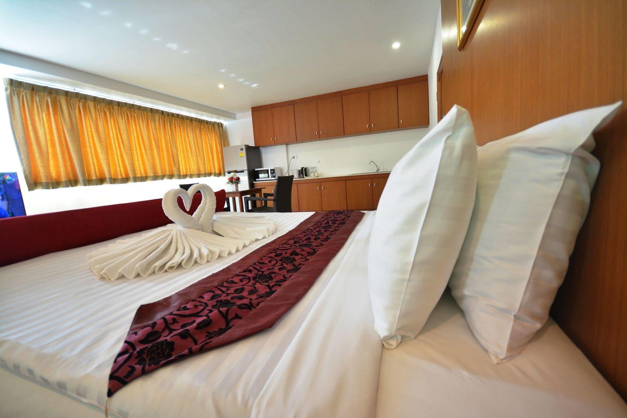 The Patong Center Hotel Eksteriør bilde