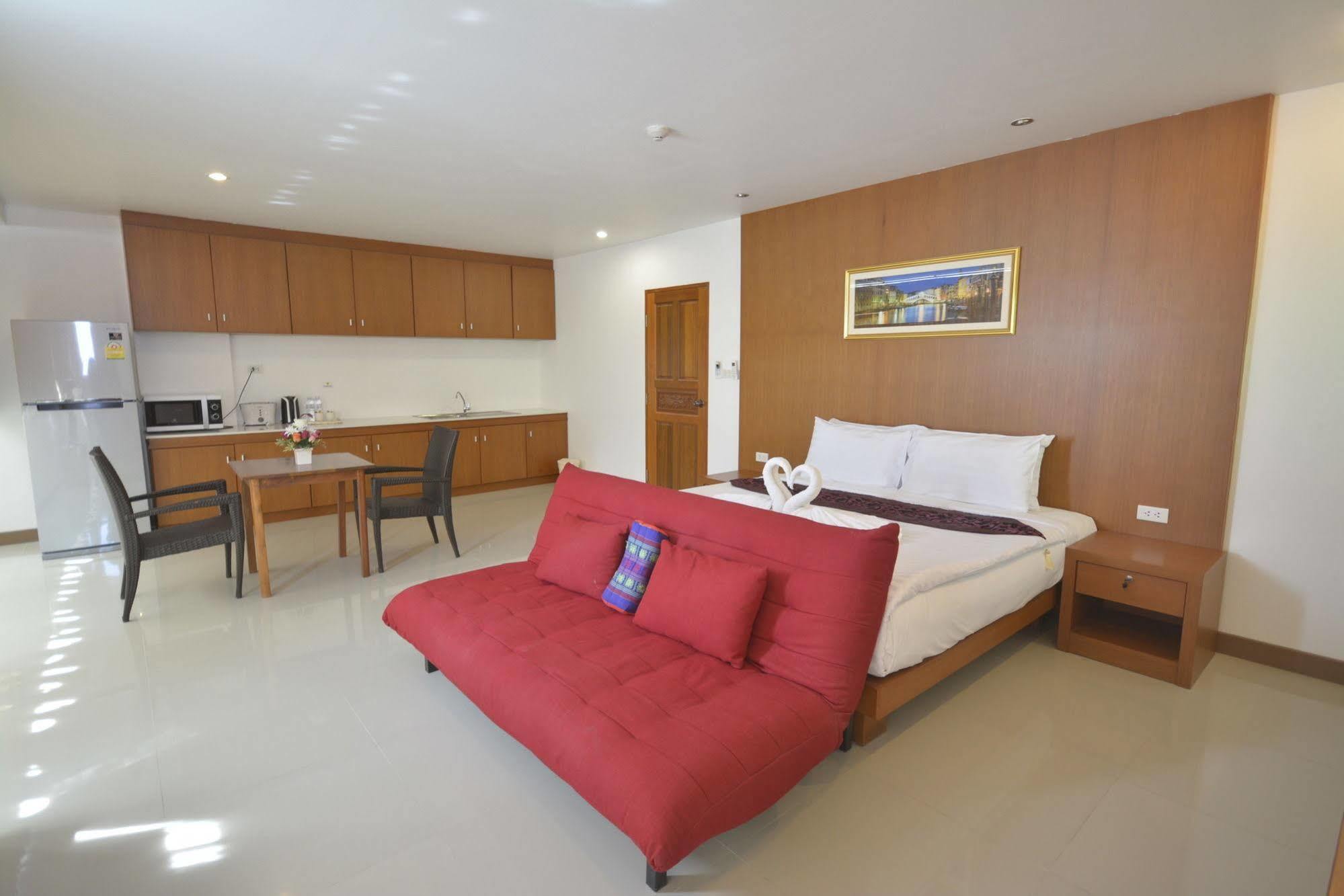 The Patong Center Hotel Eksteriør bilde