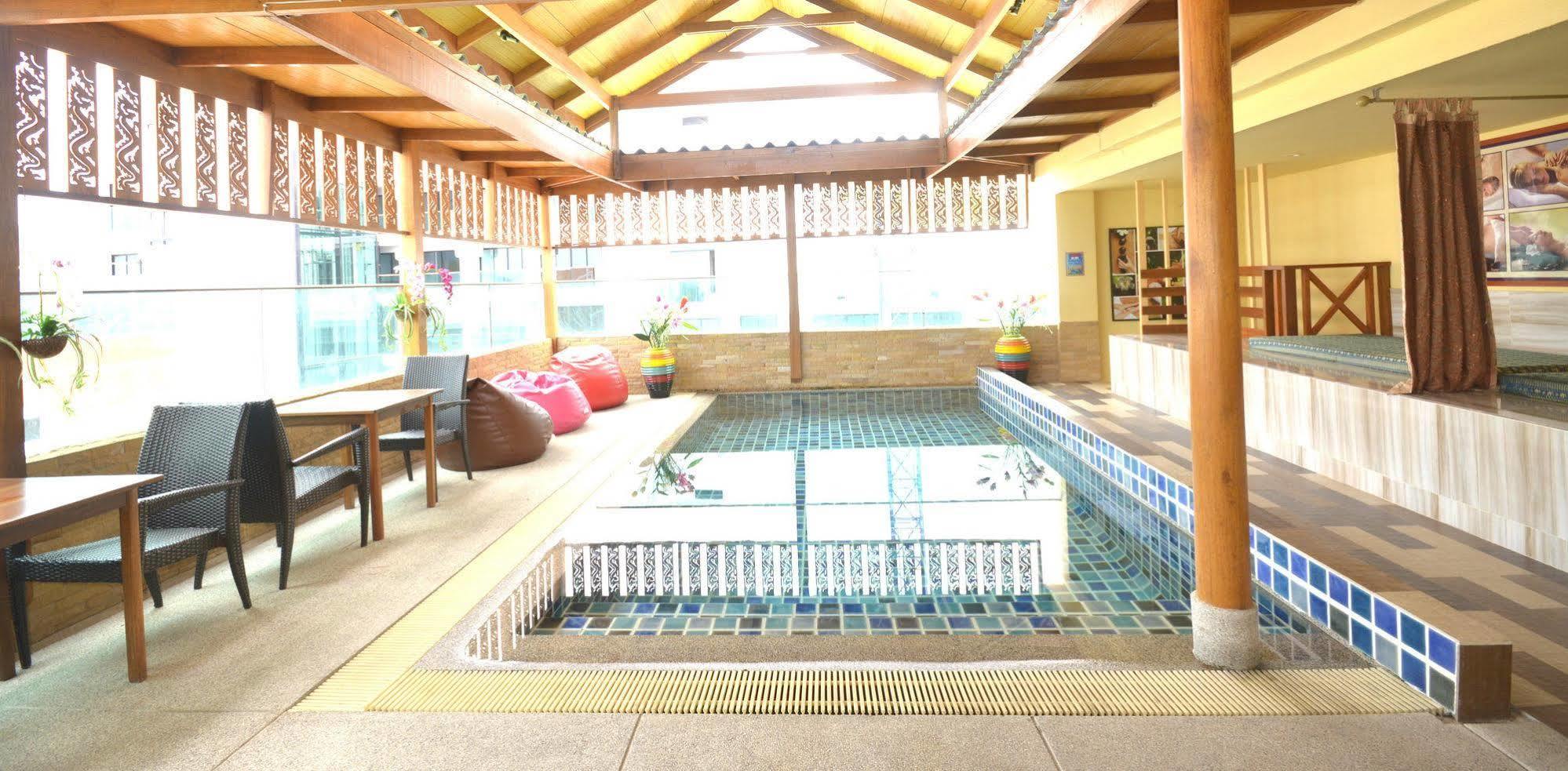 The Patong Center Hotel Eksteriør bilde